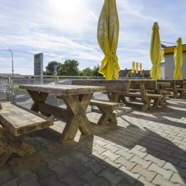 LAVICE TYP FOŠNA S OPĚRADLEM 200