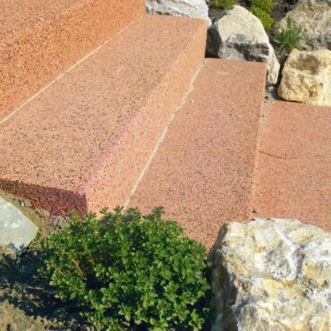 SCHODIŠŤOVÝ BLOK NATUR 150