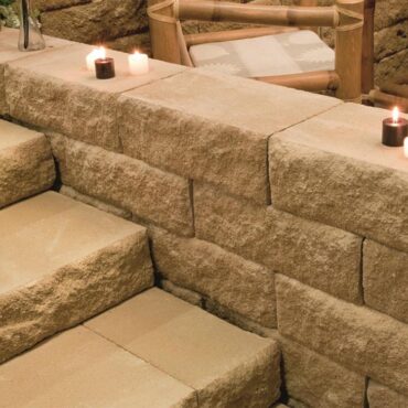 MURÁNO 7 / 25 ZÁKLADNÍ KÁMEN, STŘÍŠKA